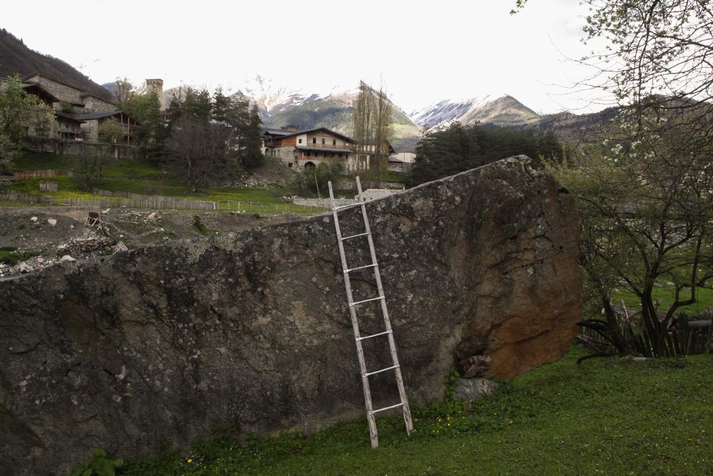 Mushkudiani Manor Hotel Mestia Exterior foto