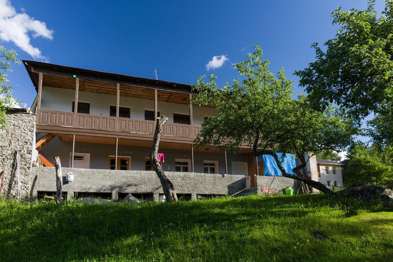 Mushkudiani Manor Hotel Mestia Exterior foto